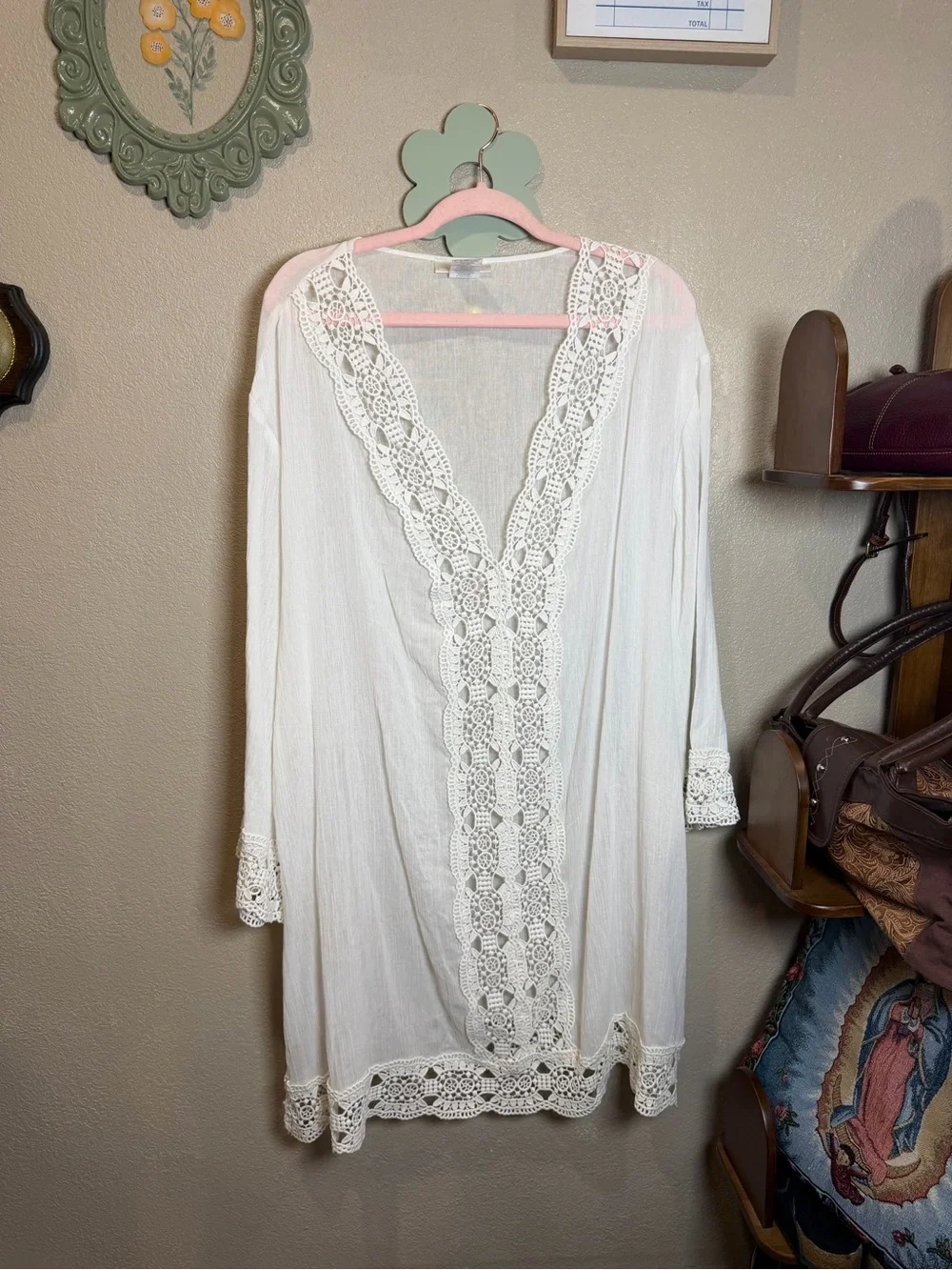 NWT La Blanca White Crochet-Trim V-Neck Swim Coverup
